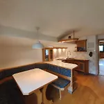 Sport Tirol Apartman *